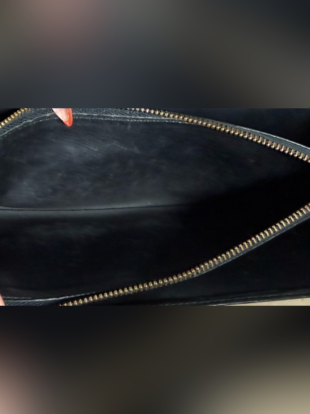 ✨Authentic Louis Vuitton Black Epi Leather Sarah Long Wallet✨ 1991 Vintage - Picture 9 of 12